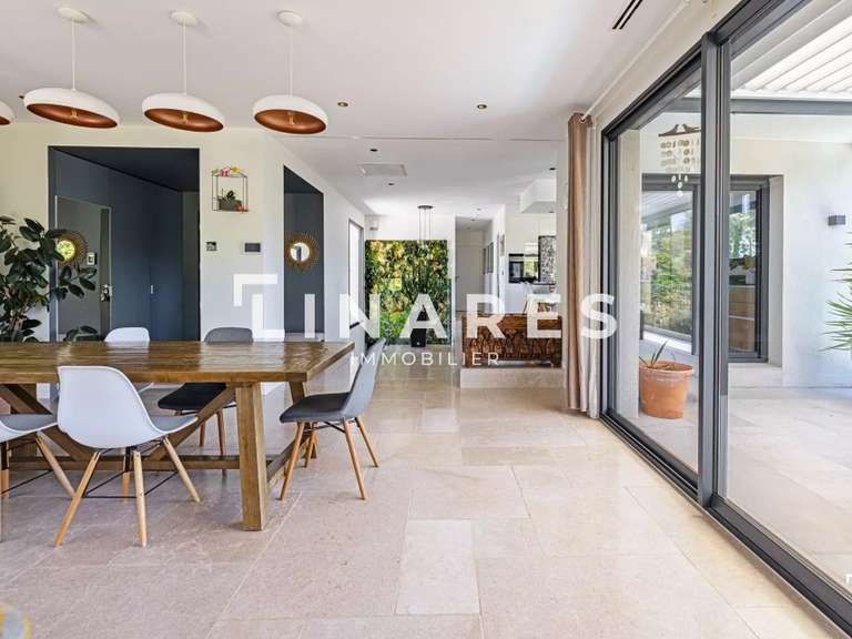 Villa Marseille 11e - 5 chambres - 285m²