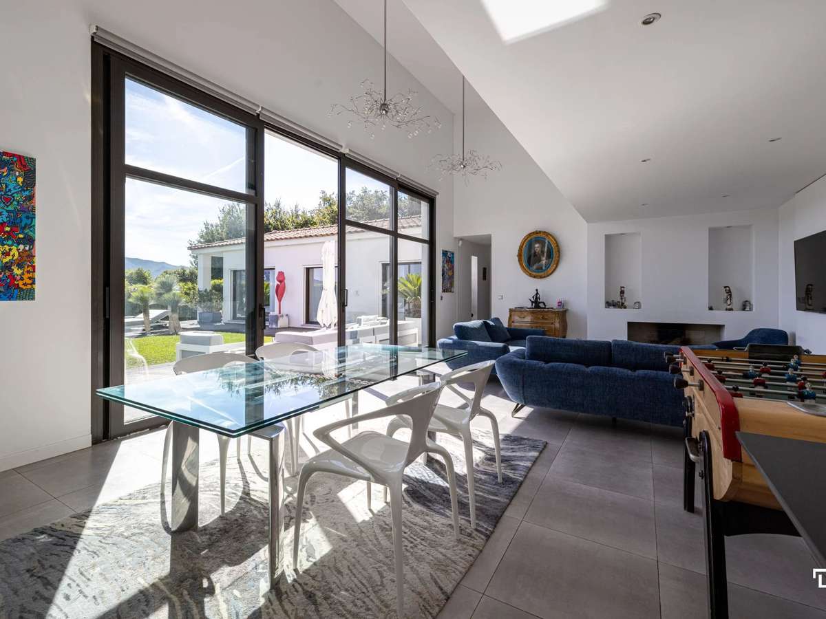 Villa Marseille 11e