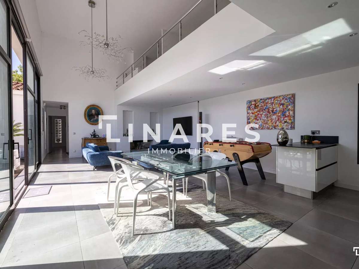 Villa Marseille 11e