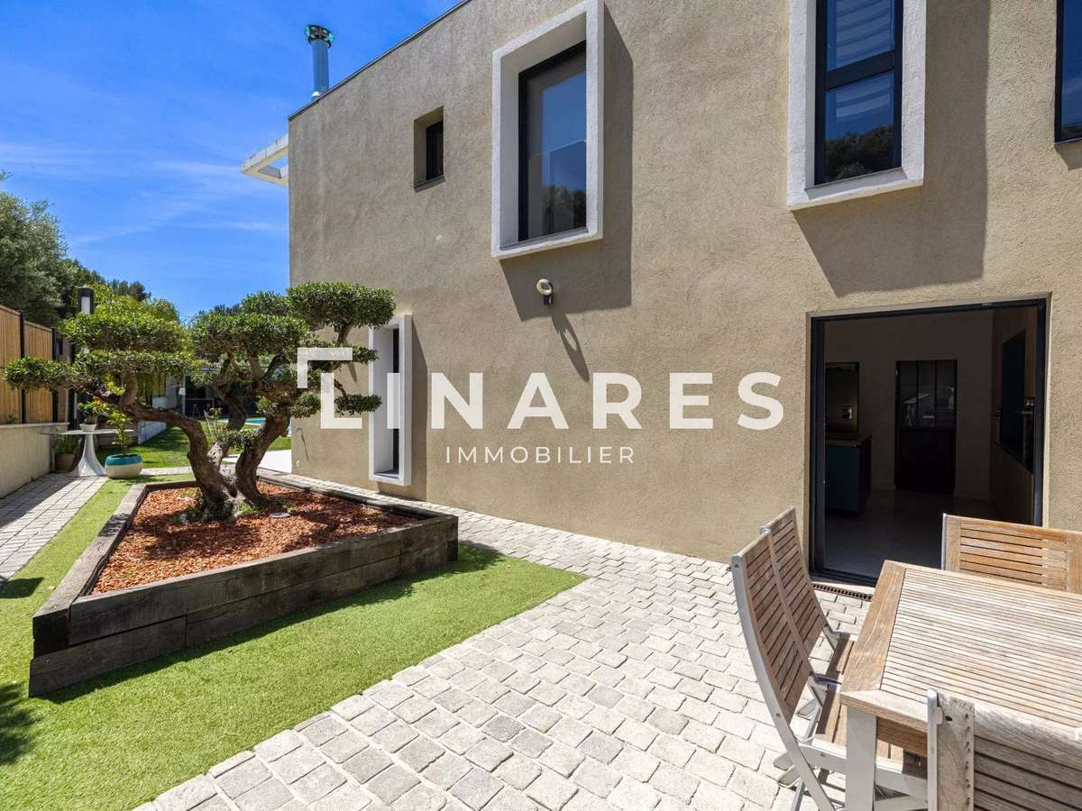 Villa Marseille 11e