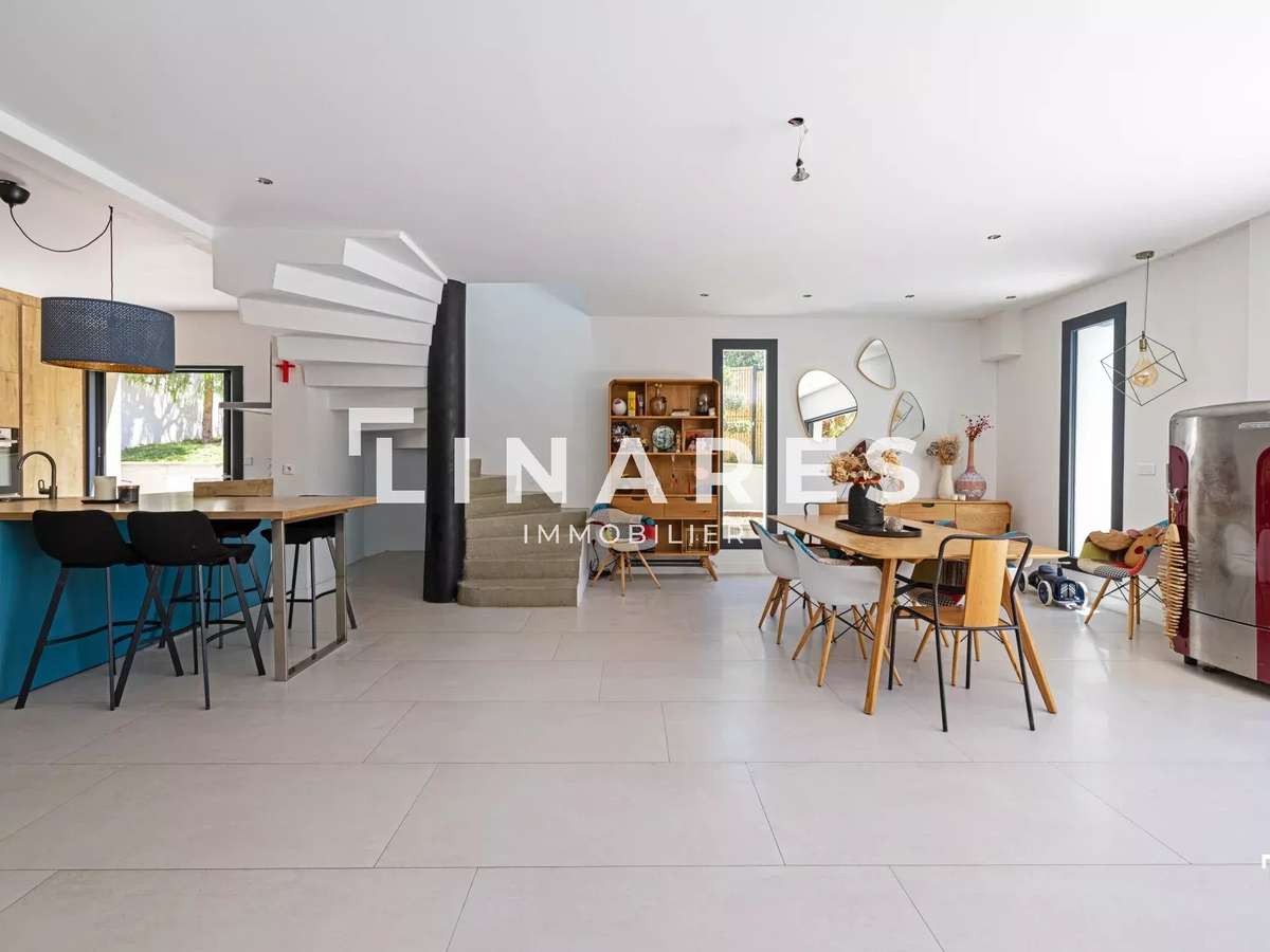 Villa Marseille 11e