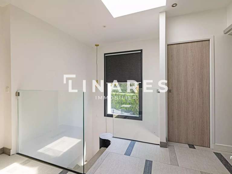 Villa Marseille 11e - 4 bedrooms - 189m²