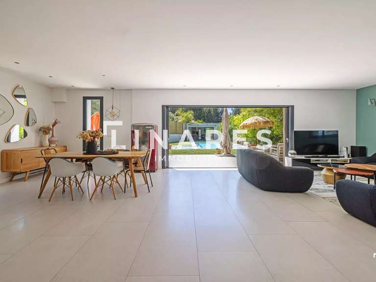 Villa Marseille 11e - 4 bedrooms - 189m²