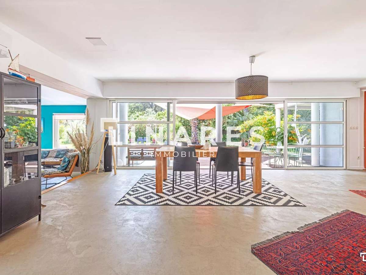 Villa Marseille 11e