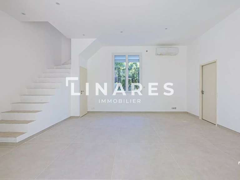 Villa Marseille 11e - 3 chambres - 155m²