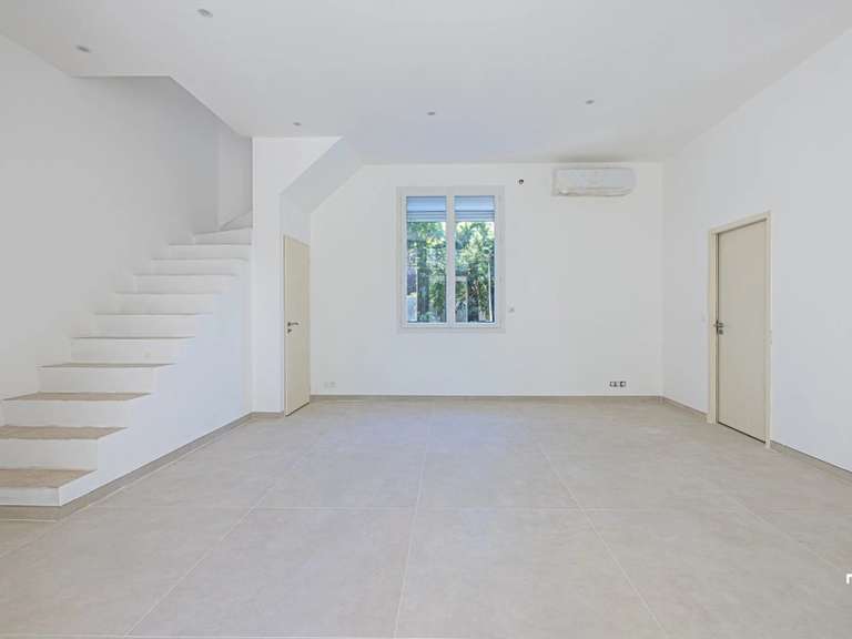 Villa Marseille 11e - 3 chambres - 155m²