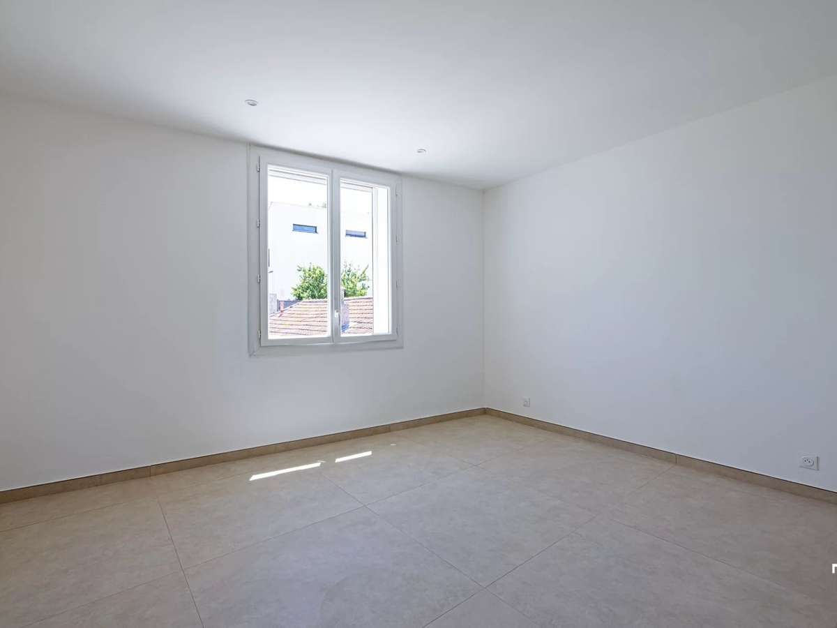 Villa Marseille 11e