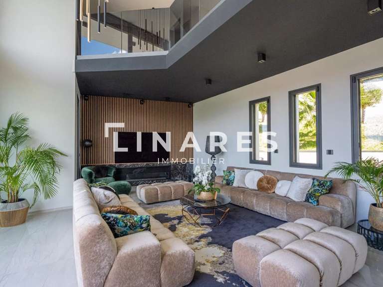 Villa Marseille 11e - 420m²