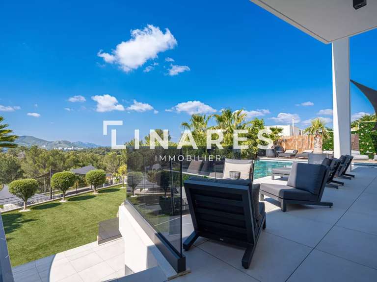 Villa Marseille 11e - 420m²