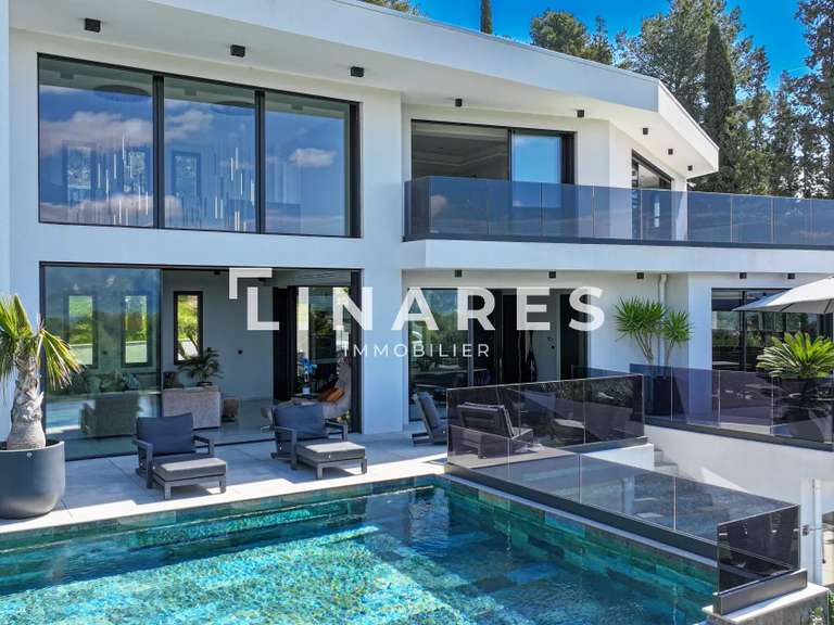 Villa Marseille 11e - 420m²