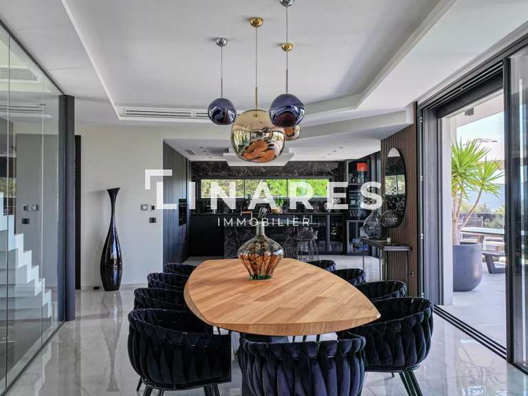 Villa Marseille 11e - 420m²