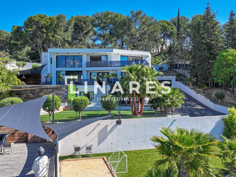 Villa Marseille 11e - 420m²
