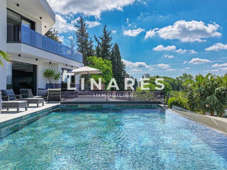 Villa Marseille 11e - 420m²