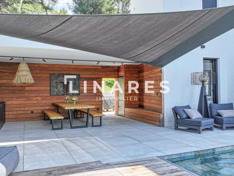 Villa Marseille 11e - 420m²