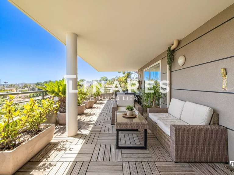 Apartment Marseille 12e - 3 bedrooms - 164m²