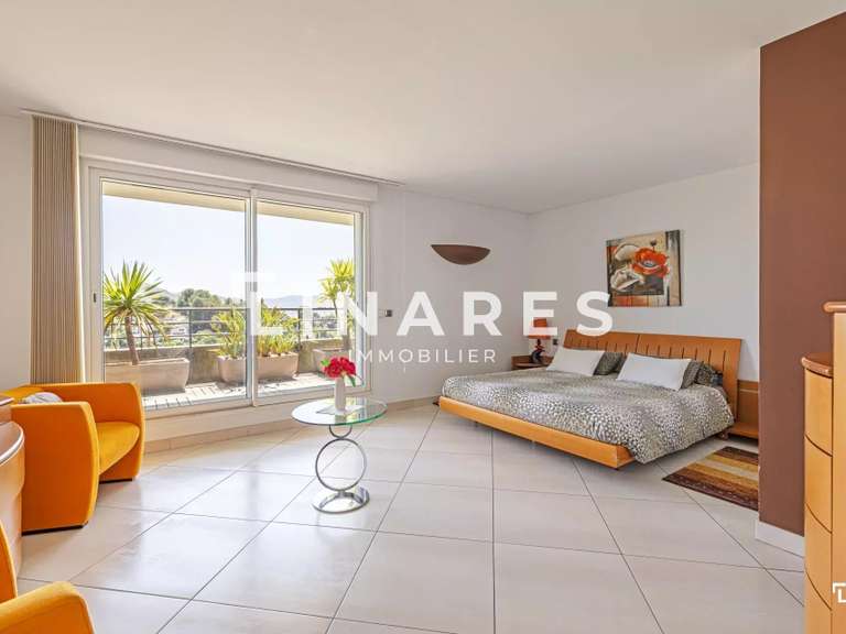 Apartment Marseille 12e - 3 bedrooms - 164m²