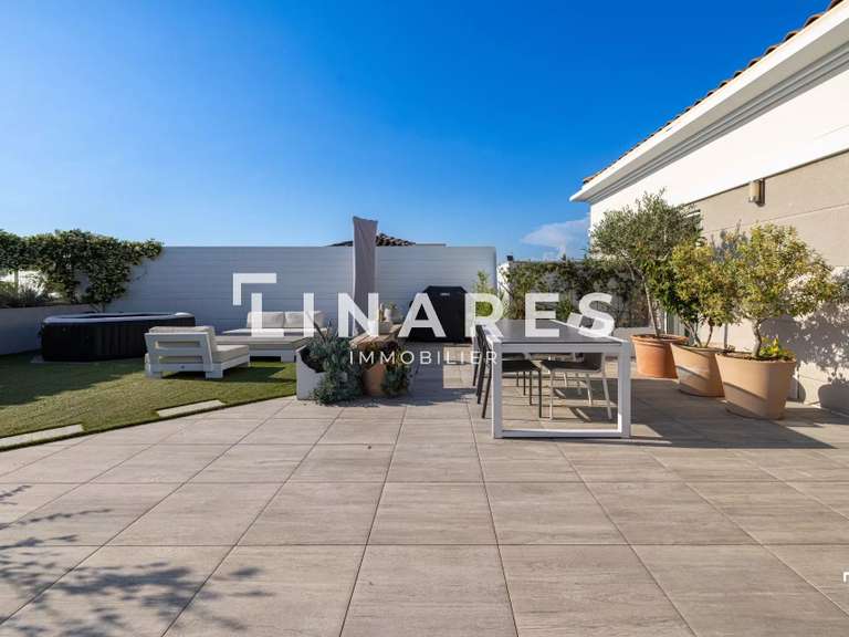 Appartement Marseille 12e - 3 chambres - 145m²