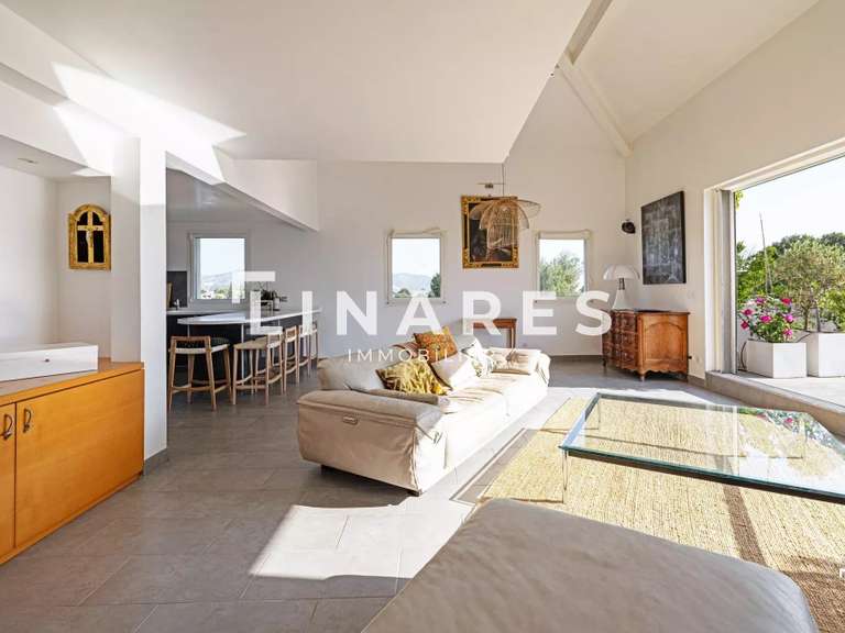 Appartement Marseille 12e - 3 chambres - 145m²