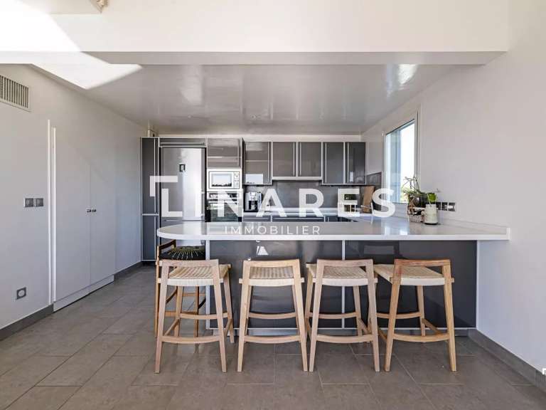 Appartement Marseille 12e - 3 chambres - 145m²