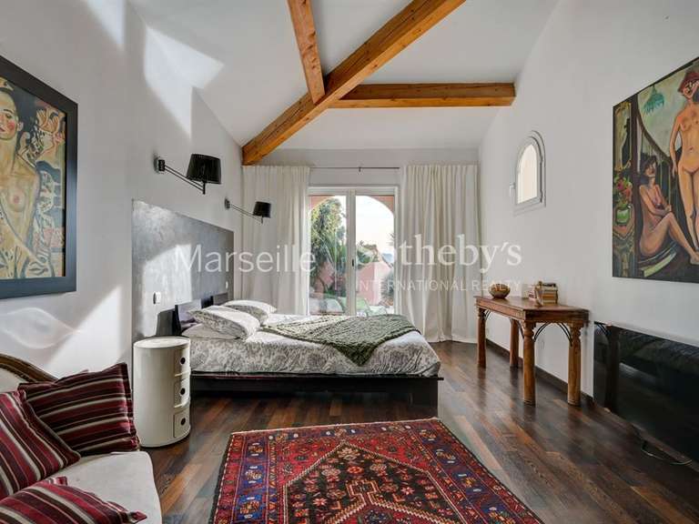 Maison Marseille 12e - 4 chambres - 221m²