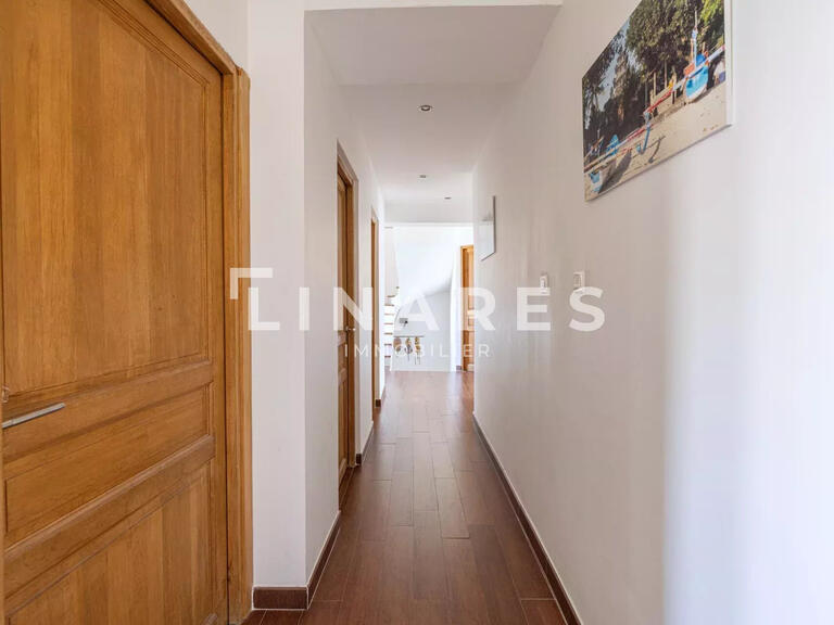 Maison Marseille 12e - 6 chambres - 268m²