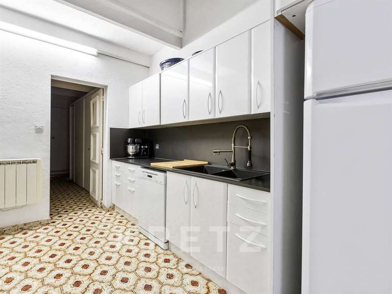 Maison Marseille 12e - 6 chambres - 318m²