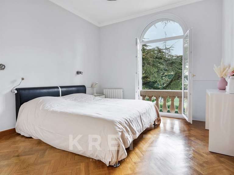 Maison Marseille 12e - 6 chambres - 318m²