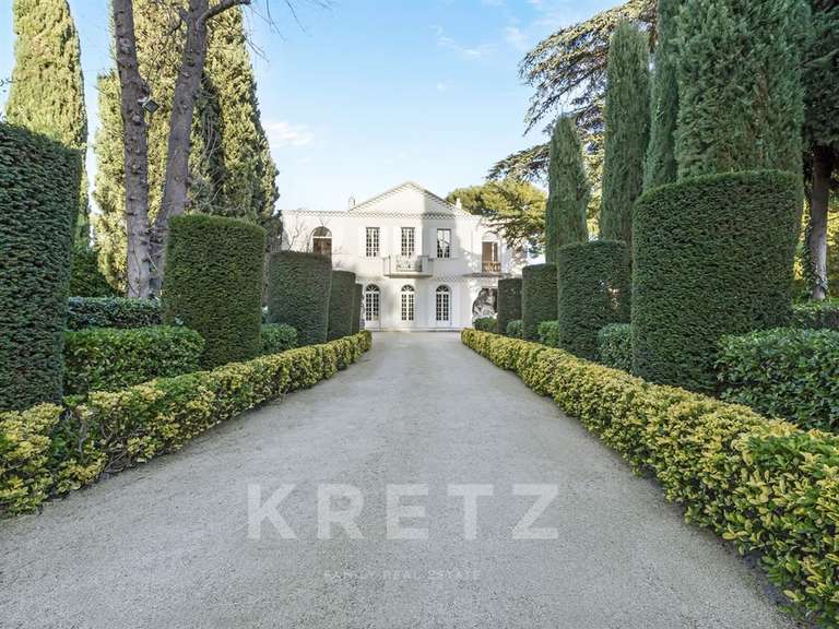 House Marseille 12e - 6 bedrooms - 318m²
