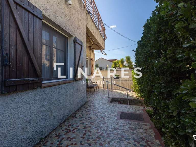 House Marseille 12e - 3 bedrooms - 130m²