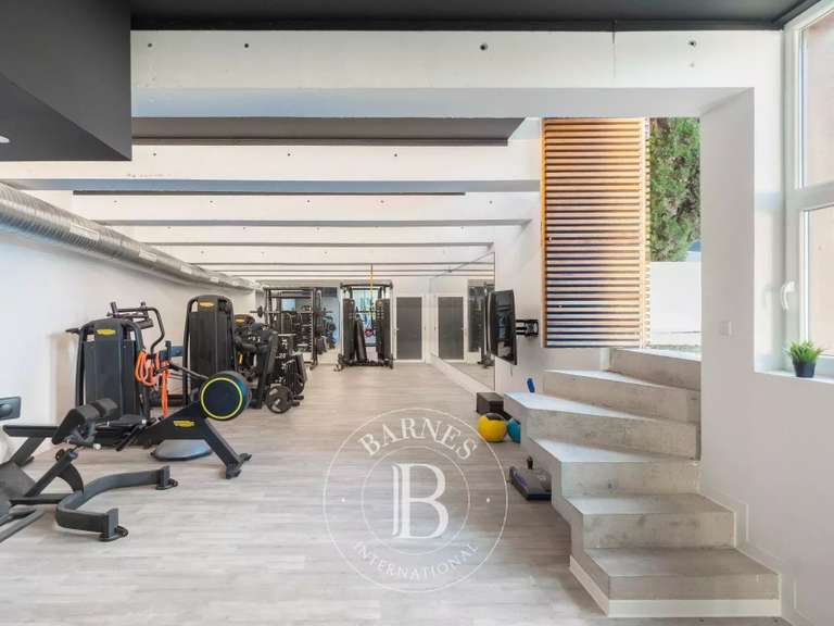 Maison Marseille 12e - 5 chambres - 480m²