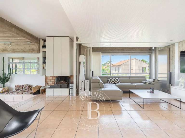 House Marseille 12e - 4 bedrooms - 180m²