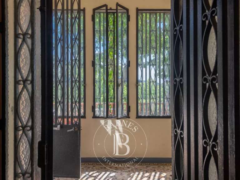 House Marseille 12e - 6 bedrooms - 450m²