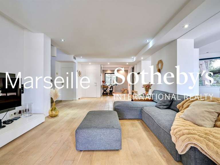 House Marseille 12e - 6 bedrooms - 310m²