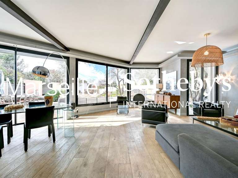 Maison Marseille 12e - 6 chambres - 310m²