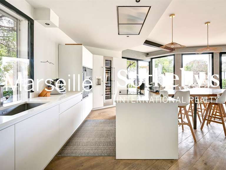 Maison Marseille 12e - 6 chambres - 310m²