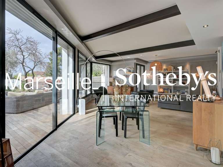 House Marseille 12e - 6 bedrooms - 310m²