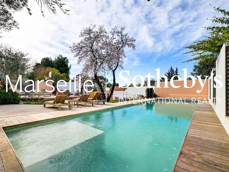 House Marseille 12e - 6 bedrooms - 310m²