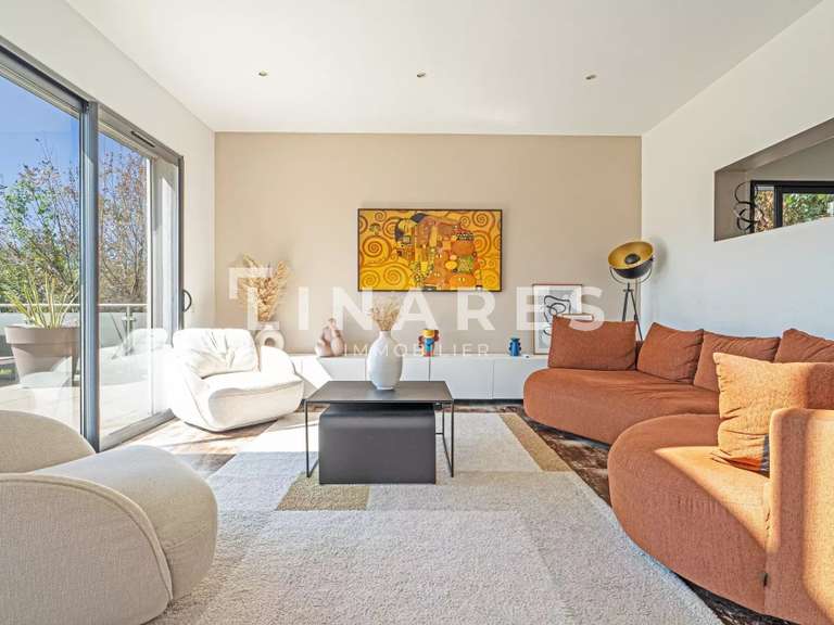 Maison Marseille 12e - 3 chambres - 330m²