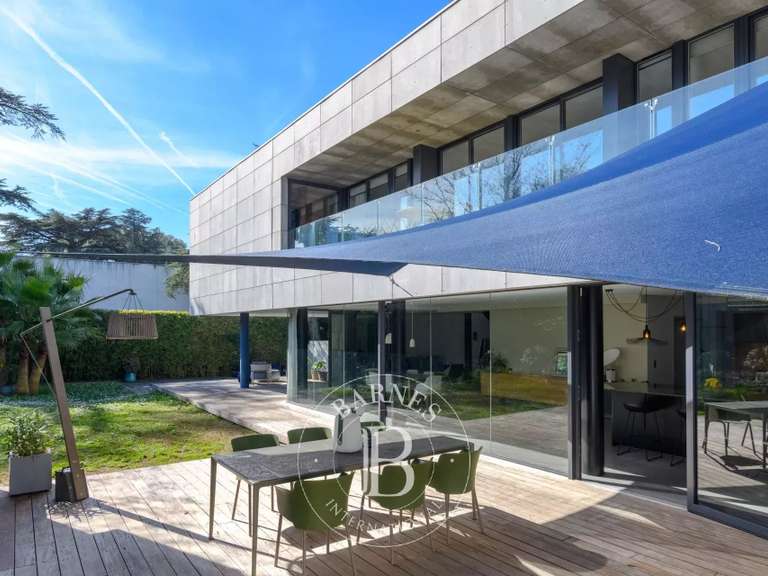 Maison Marseille 12e - 4 chambres - 233m²