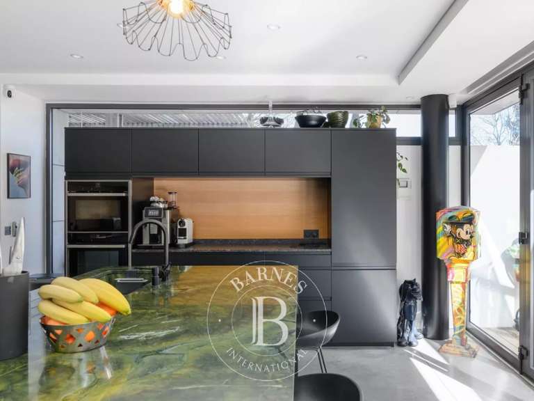 Maison Marseille 12e - 4 chambres - 233m²