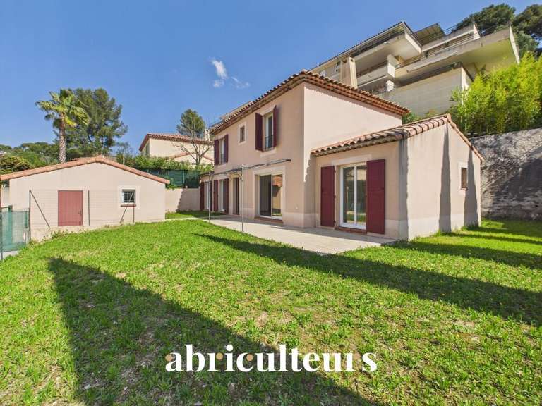 Maison Marseille 12e - 4 chambres - 130m²