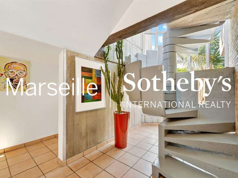 Maison Marseille 12e - 4 chambres - 166m²