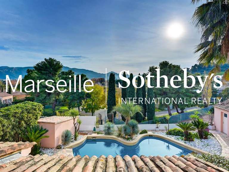 Maison Marseille 12e - 3 chambres - 221m²