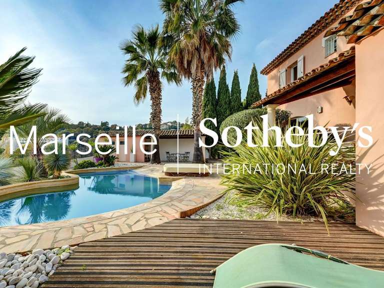 Maison Marseille 12e - 3 chambres - 221m²