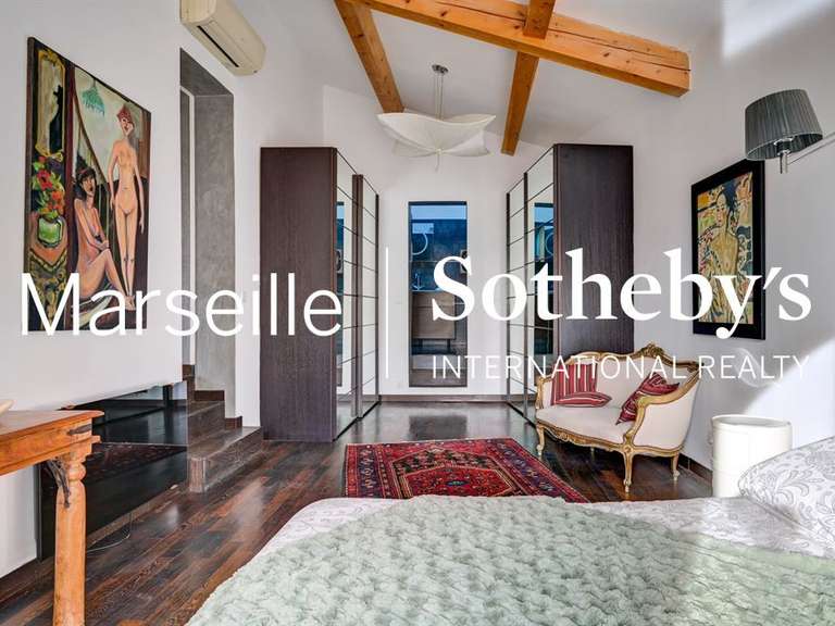Maison Marseille 12e - 3 chambres - 221m²