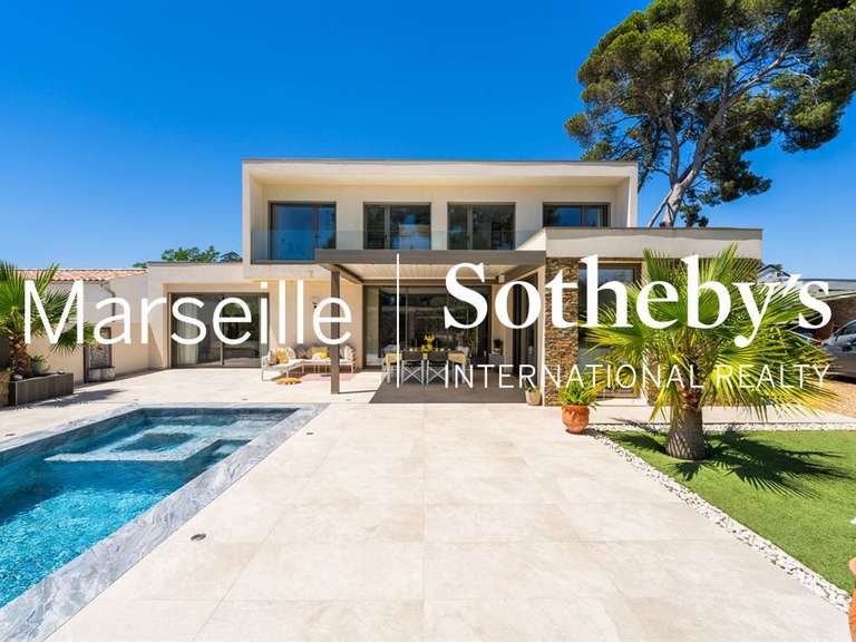 Maison Marseille 12e - 7 chambres - 230m²