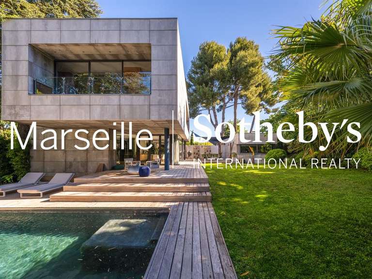 Maison Marseille 12e - 4 chambres - 244m²