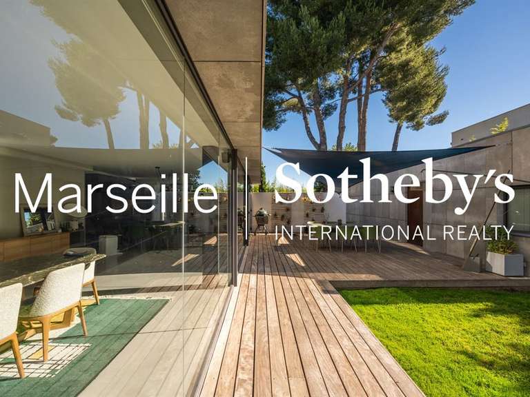 Maison Marseille 12e - 4 chambres - 244m²
