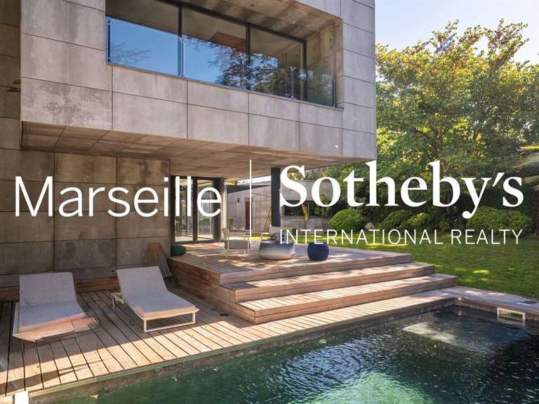 Maison Marseille 12e - 4 chambres - 244m²