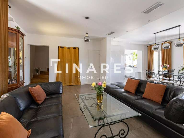 Maison Marseille 12e - 4 chambres - 180m²